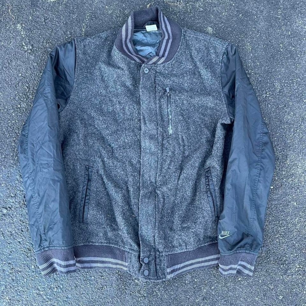 1990s Nike Embroidered Zip Up Varsity Jacket size L